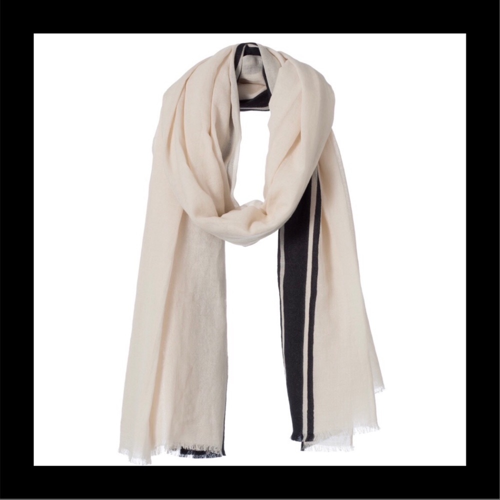 Amor Collections by Anthropology Pashmina Scarf - Picture 3 of 8